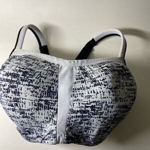 Le Mystère Underwire Sports Bra